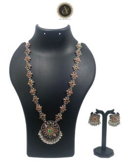 ARTIK HALLMARK Handcrafted Necklace Set with Ear rings, Oxidized, Round Pendant